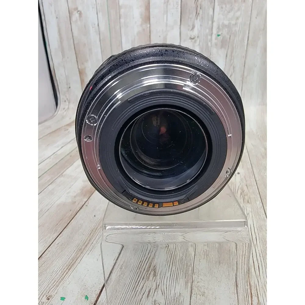 Canon EOS EF 70-300mm f4.5-5.6 DO IS USM Telephoto Zoom Lens